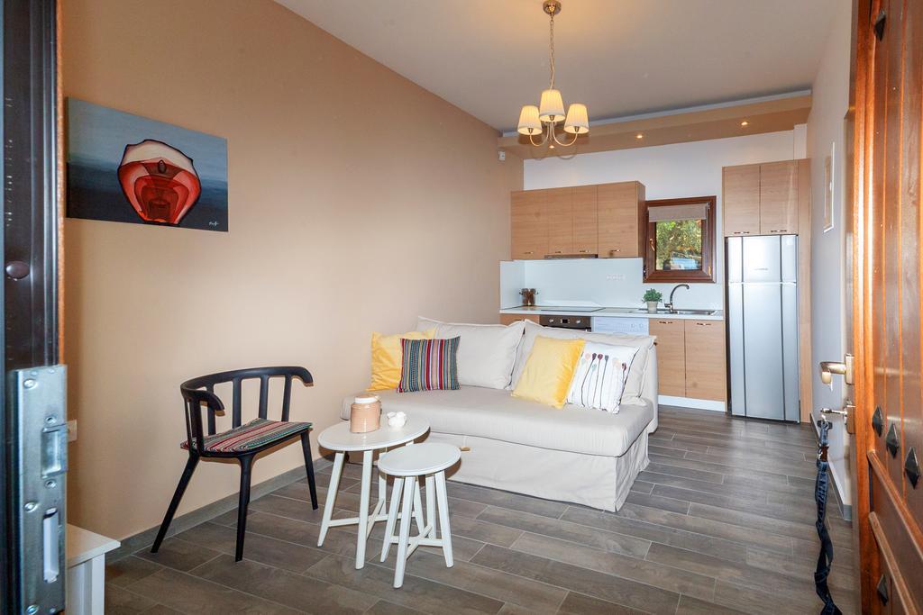 וורוורו Kissos Apartments מראה חיצוני תמונה