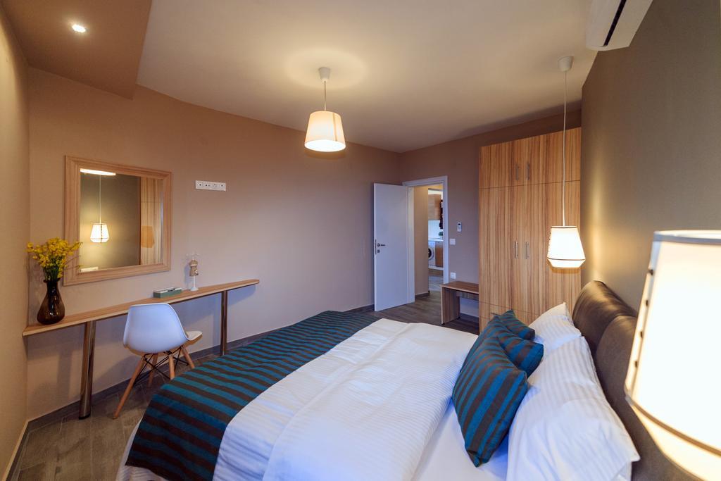 וורוורו Kissos Apartments מראה חיצוני תמונה