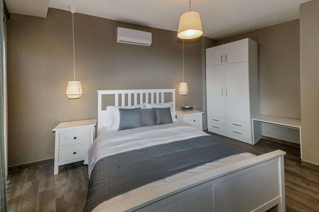 וורוורו Kissos Apartments מראה חיצוני תמונה