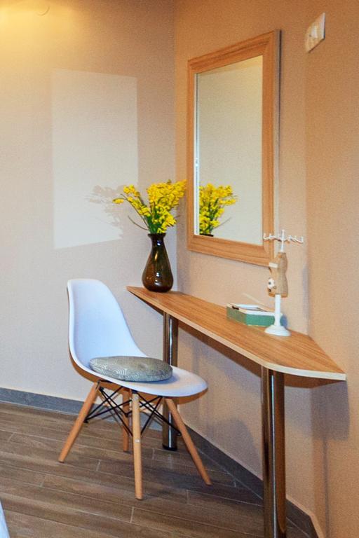 וורוורו Kissos Apartments מראה חיצוני תמונה